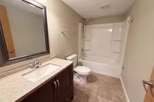 6026 Xerxes Ave S, Edina, MN 55410 - Photo 5