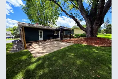 18220 Duck Lake Trail, Eden Prairie, MN 55346 - Photo 5