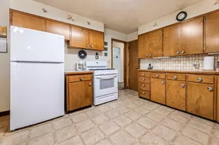 1402 6th St NW, Austin, MN 55912 - Photo 7