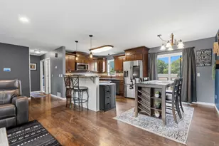 5530 W 135th St, Savage, MN 55378 - Photo 13