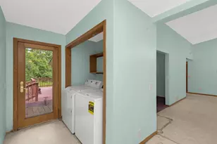 9785 Alaureate Ct, Inver Grove Heights, MN 55077 - Photo 15
