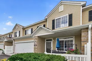 48 River Woods Dr W, Saint Paul Park, MN 55071 - Photo 1