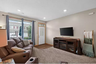 48 River Woods Drive W, Saint Paul Park, MN 55071 - Photo 7
