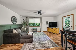 1516 Helmo Ave N, Oakdale, MN 55128 - Photo 1