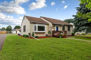 1235 Marsh St, Mankato, MN 56001 - Photo 1