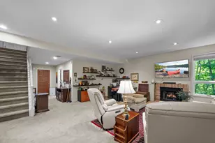 6884 Stonewood Ct, Eden Prairie, MN 55346 - Photo 51