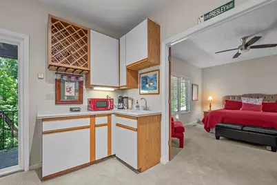 6884 Stonewood Court, Eden Prairie, MN 55346 - Photo 49