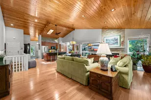 6884 Stonewood Ct, Eden Prairie, MN 55346 - Photo 5
