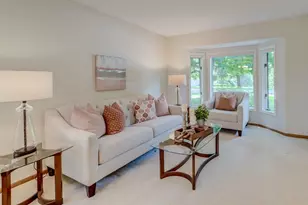 2201 Ferris Ln, Roseville, MN 55113 - Photo 3