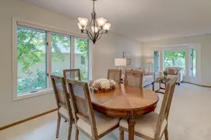 2201 Ferris Ln, Roseville, MN 55113 - Photo 11