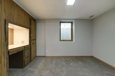 5718 Sumter Avenue N, Crystal, MN 55428 - Photo 21