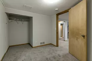 5718 Sumter Ave N, Crystal, MN 55428 - Photo 33