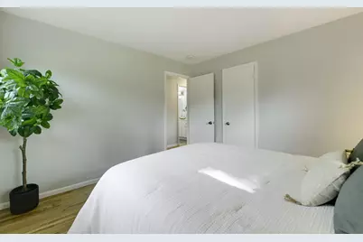 5718 Sumter Avenue N, Crystal, MN 55428 - Photo 9