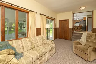 54769 270th St, Austin, MN 55912 - Photo 15
