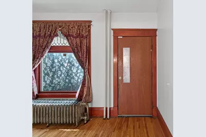 319/321 Aurora Avenue, Saint Paul, MN 55103 - Photo 7