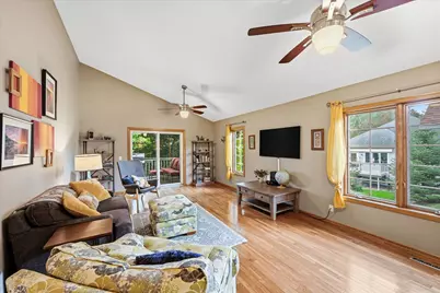 4658 Wildwood Street, Eagan, MN 55122 - Photo 9