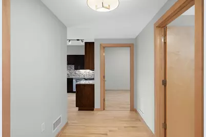 1120 S 2nd Street #316, Minneapolis, MN 55415 - Photo 5