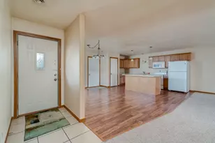 109 Palmer Path, Mankato, MN 56001 - Photo 3