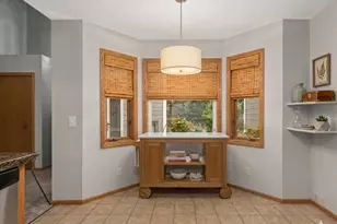 2716 River Woods Ln, Burnsville, MN 55337 - Photo 9