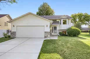 1432 Benson Blvd W, Stillwater, MN 55082 - Photo 1