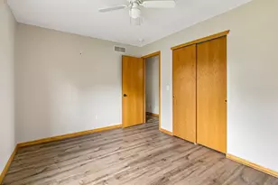4926 Rusten Rd, Eagan, MN 55122 - Photo 33