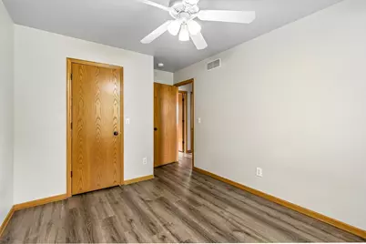 4926 Rusten Road, Eagan, MN 55122 - Photo 37