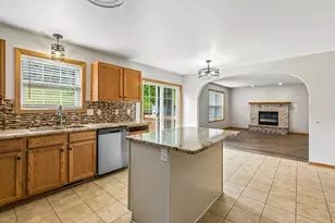 4926 Rusten Rd, Eagan, MN 55122 - Photo 13