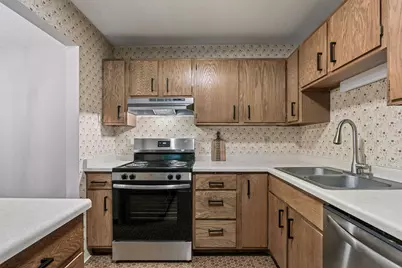 5607 Green Circle Drive #107, Hopkins, MN 55343 - Photo 11