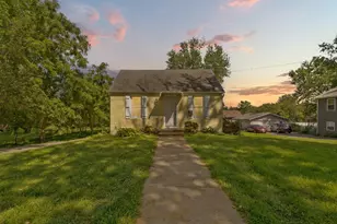1135 5th Ave SW, Faribault, MN 55021 - Photo 3