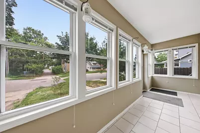 1004 Western Avenue N, Saint Paul, MN 55117 - Photo 3