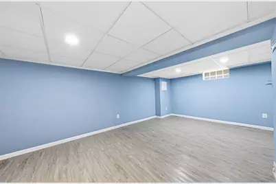 1004 Western Avenue N, Saint Paul, MN 55117 - Photo 17