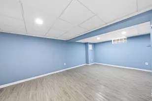 1004 Western Ave N, Saint Paul, MN 55117 - Photo 17