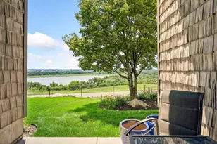 10102 Indigo Dr, Eden Prairie, MN 55347 - Photo 47