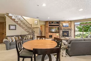 10102 Indigo Dr, Eden Prairie, MN 55347 - Photo 7