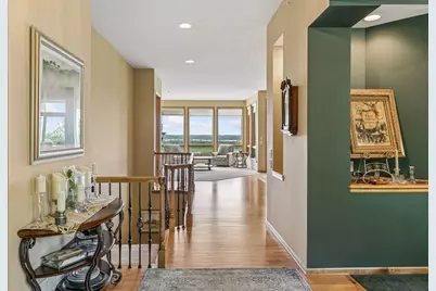 10102 Indigo Drive, Eden Prairie, MN 55347 - Photo 9