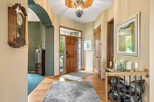 10102 Indigo Dr, Eden Prairie, MN 55347 - Photo 25