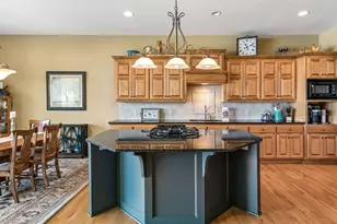 10102 Indigo Dr, Eden Prairie, MN 55347 - Photo 13