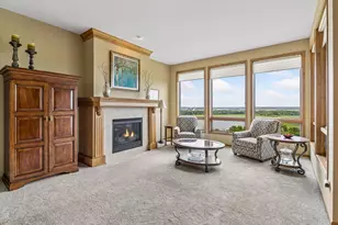10102 Indigo Dr, Eden Prairie, MN 55347 - Photo 3