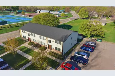 120 E 13th Street, Blue Earth, MN 56013 - Photo 9