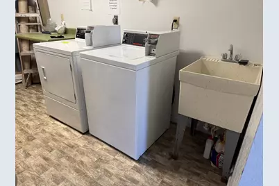 120 E 13th Street, Blue Earth, MN 56013 - Photo 37