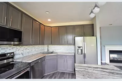 514 Huset Parkway NE, Columbia Heights, MN 55421 - Photo 7