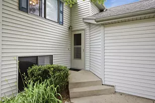 2830 32nd St S, Moorhead, MN 56560 - Photo 3