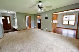 914 Willow Grove Cir, Waite Park, MN 56387 - Photo 5