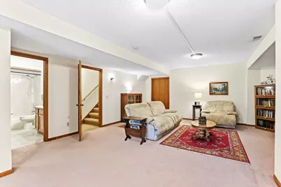 821 Ivy Lane, Eagan, MN 55123 - Photo 15