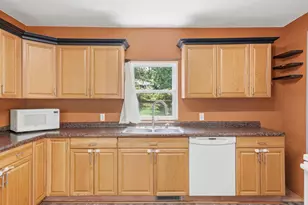 100 3rd Ave SE, New London, MN 56273 - Photo 11