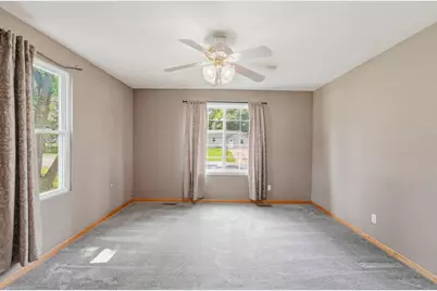100 3rd Avenue SE, New London, MN 56273 - Photo 17