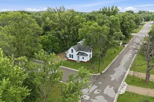 100 3rd Ave SE, New London, MN 56273 - Photo 5