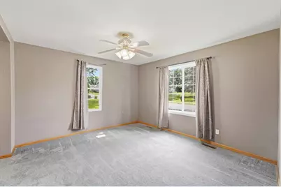 100 3rd Avenue SE, New London, MN 56273 - Photo 15