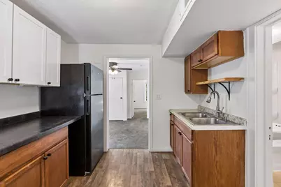 235 Charles Avenue, Saint Paul, MN 55103 - Photo 17