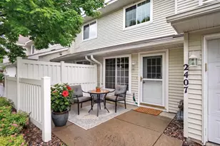 2407 Harvest Way, Chanhassen, MN 55317 - Photo 3